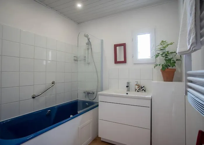 Lovely House With Courtyard And Terrace Near Canal Du Midi
